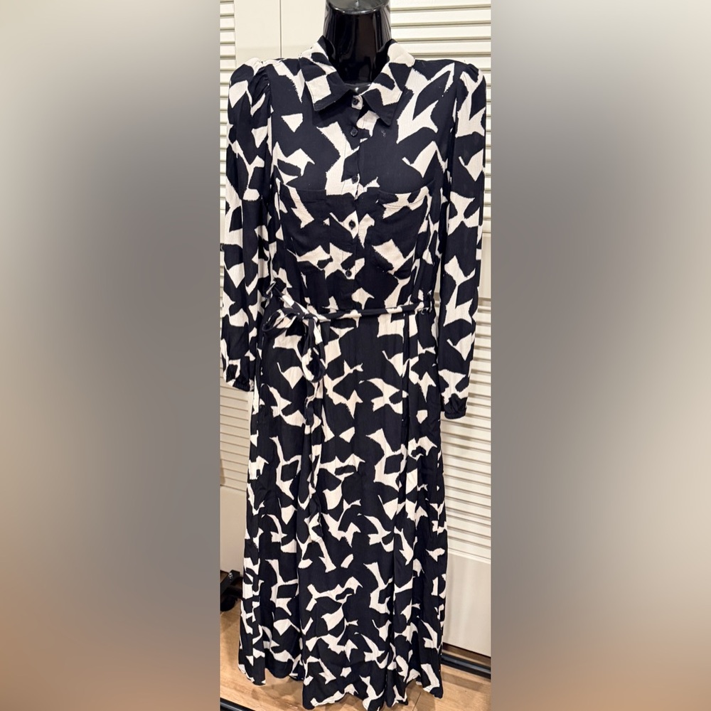 Zara Monochrome Abstract Long Sleeve Dress